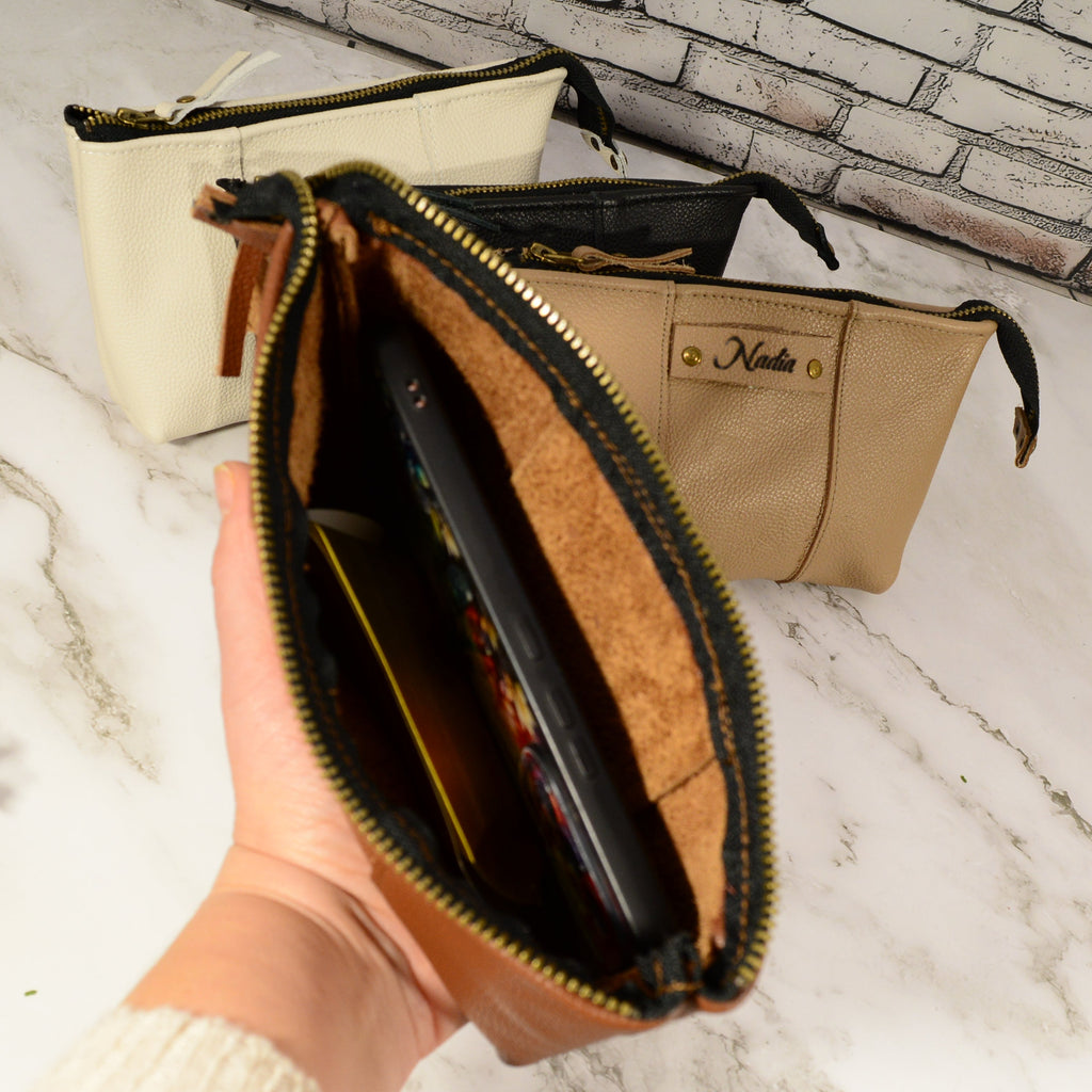Small leather pouch handmade