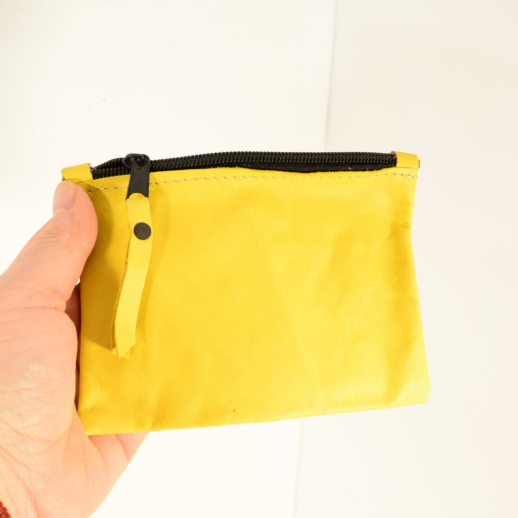 Leather Zip Pouch Wallet – Minimalist Handmade Genuine Leather Purse - Nadin's Leather Studio