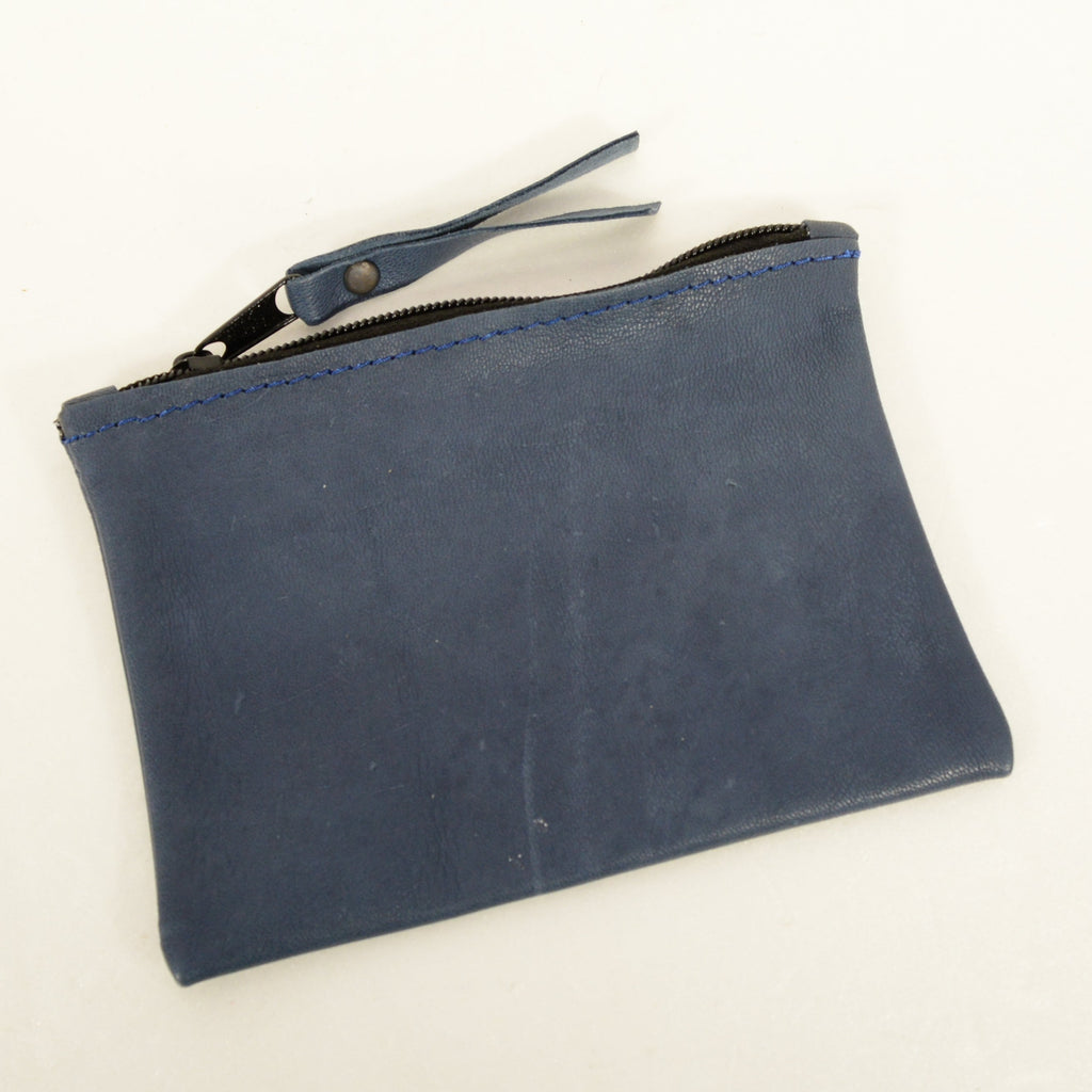 Leather Zip Pouch Wallet – Minimalist Handmade Genuine Leather Purse - Nadin's Leather Studio