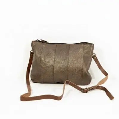 Ръчно изработена металик кожена чанта  кросбоди в  7 луксозни цвята - Nadin's Leather Studio