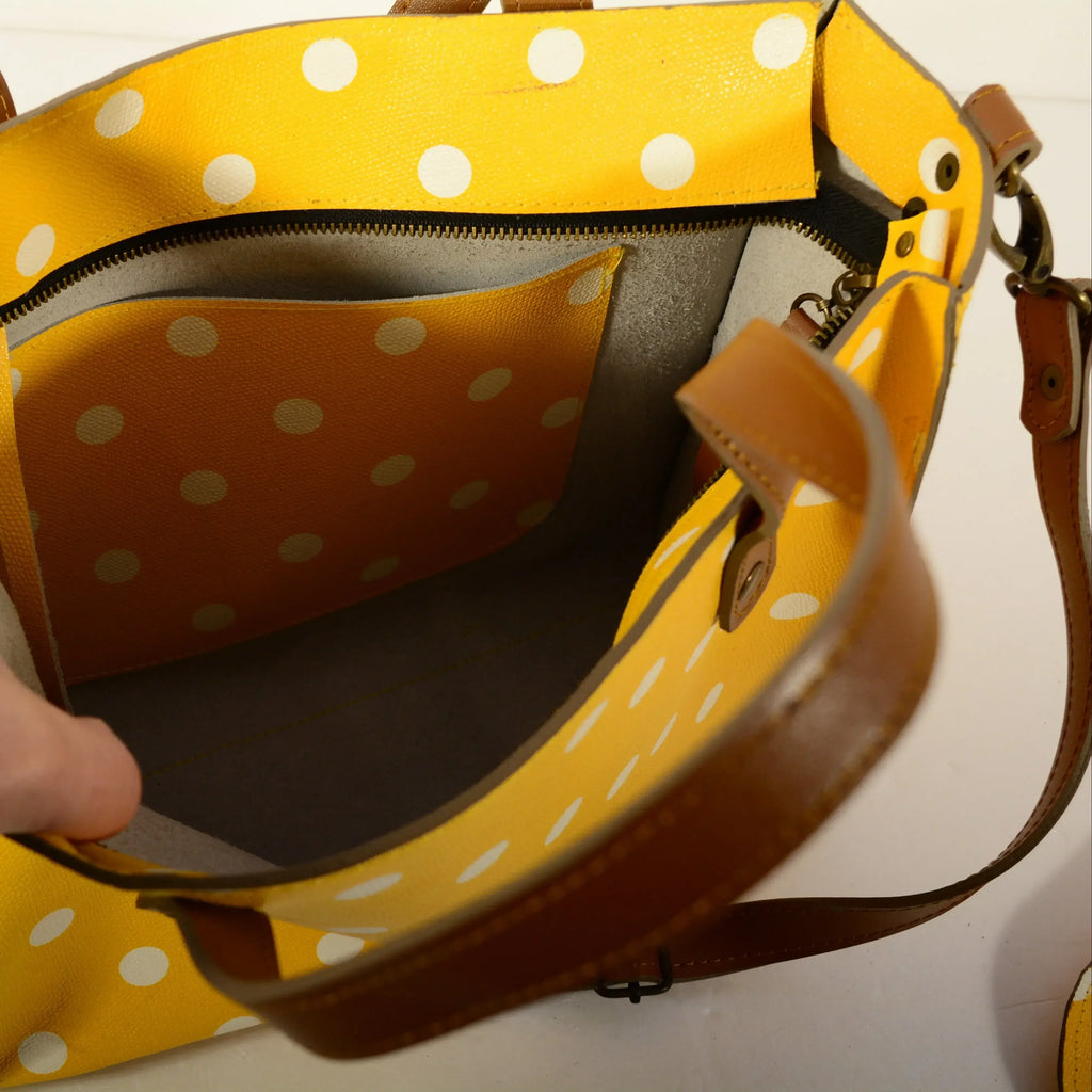 Дизайнерска жълта кожена чанта – комплект с портфейл и аксесоари - Nadin's Leather Studio